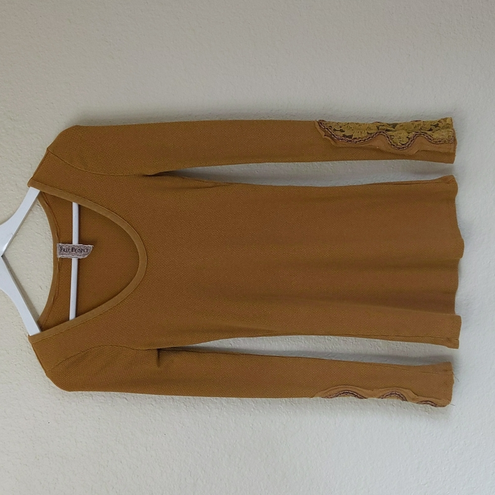 Free People Crafty Cuff Gold Lace Thermal Top S - Picture 5 of 15